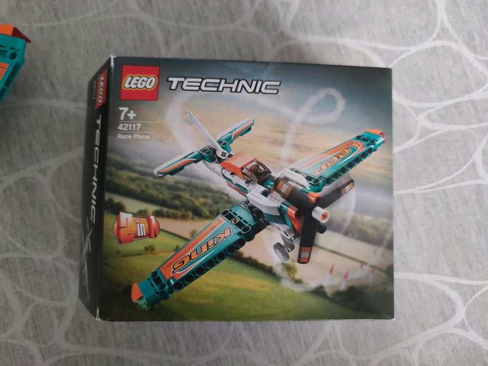 LEGO Technik Technic 42117 Rennflugzeug in Lohra