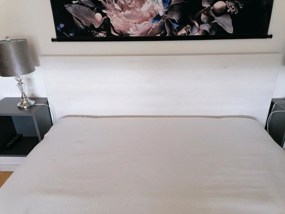 IKEA Malm Bett mit Aufbewahrung weiß 1,40m in Zwickau