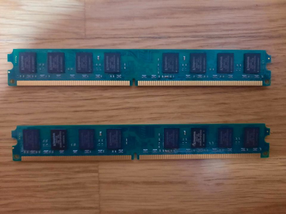 RAM SPEICHER MEMORY PC2-4200 533 MHz 4GB in Aschheim