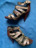 NEU Schuhe H&M Sandaletten Sandalen Leopard Schlangenoptik Heels Frankfurt am Main - Sachsenhausen Vorschau