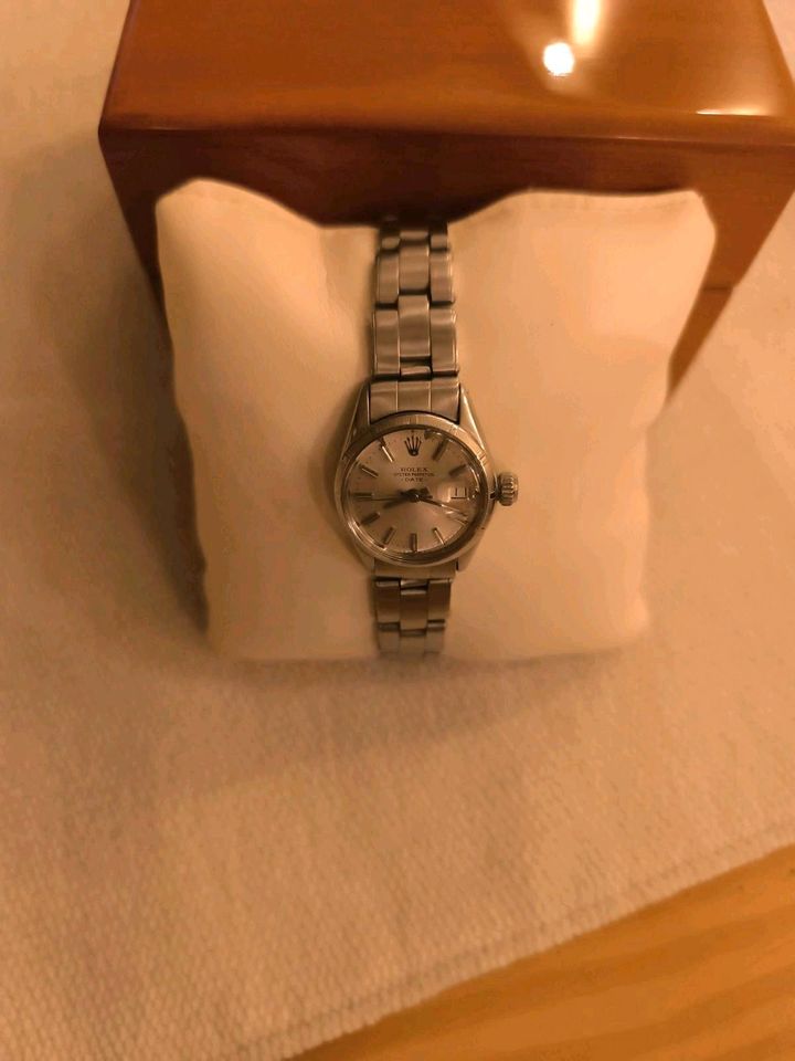 Rolex Lady Oyster Perpetual Date  - Edelstahl - 26 mm in Putbus
