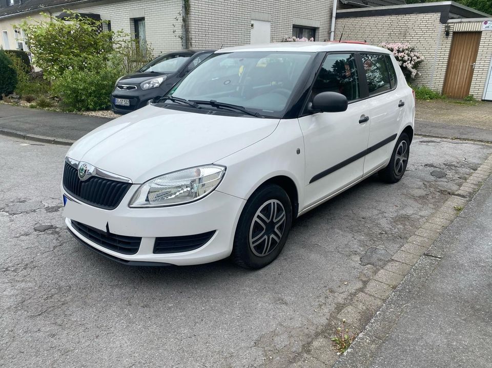 Skoda Fabia 1.6 TDI Klimaanlage Euro 5 Navi in Dortmund