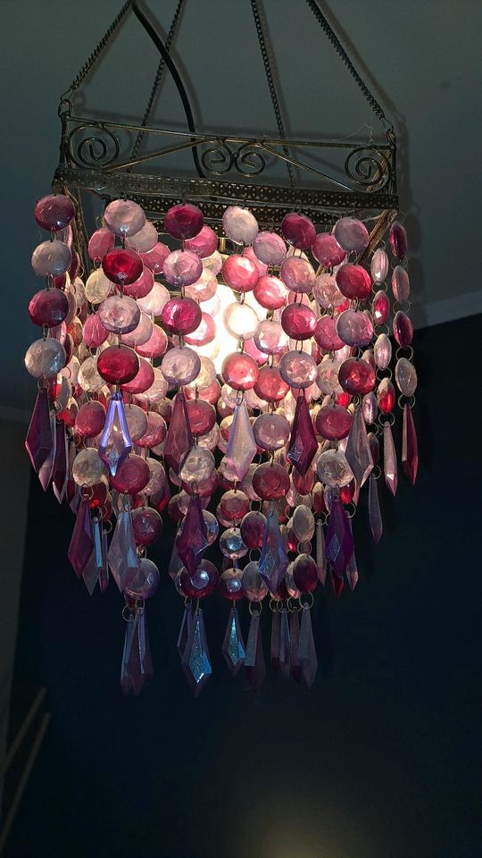 Lampe lila orientalischer Stil in Großhansdorf
