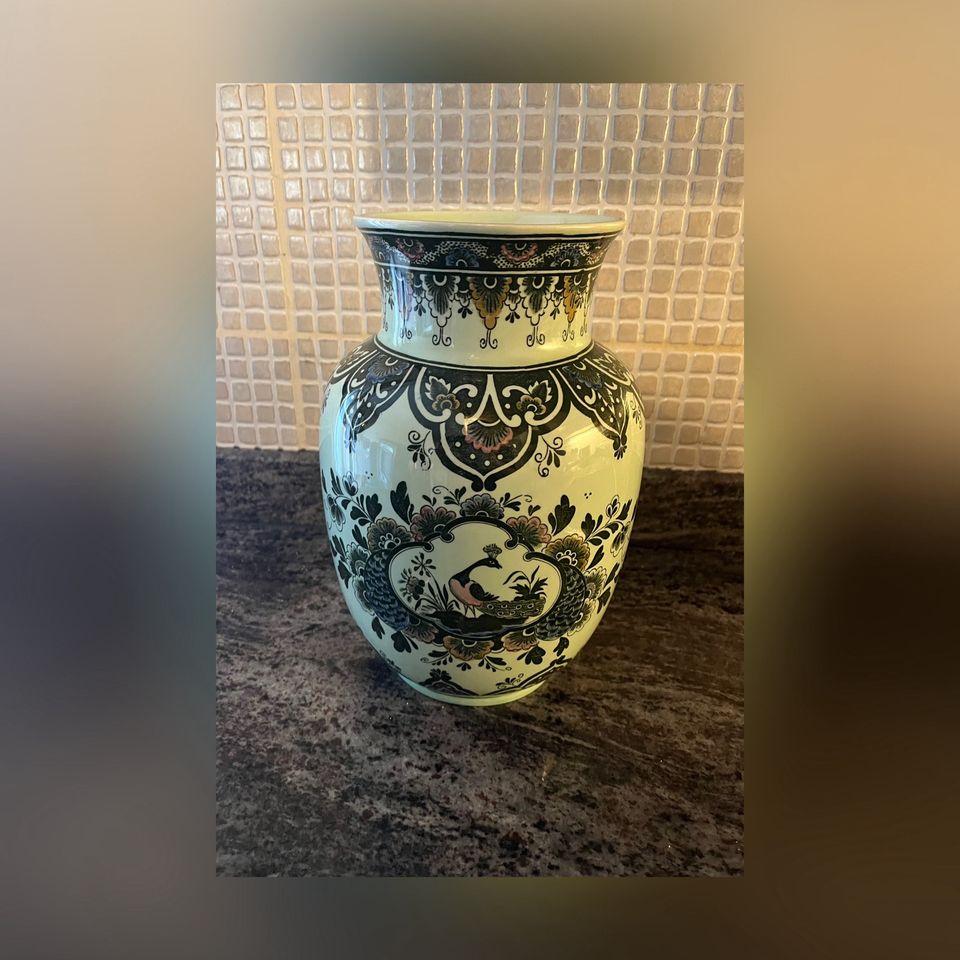 Vase mit Pfau von Villeroy & Boch in Großrosseln