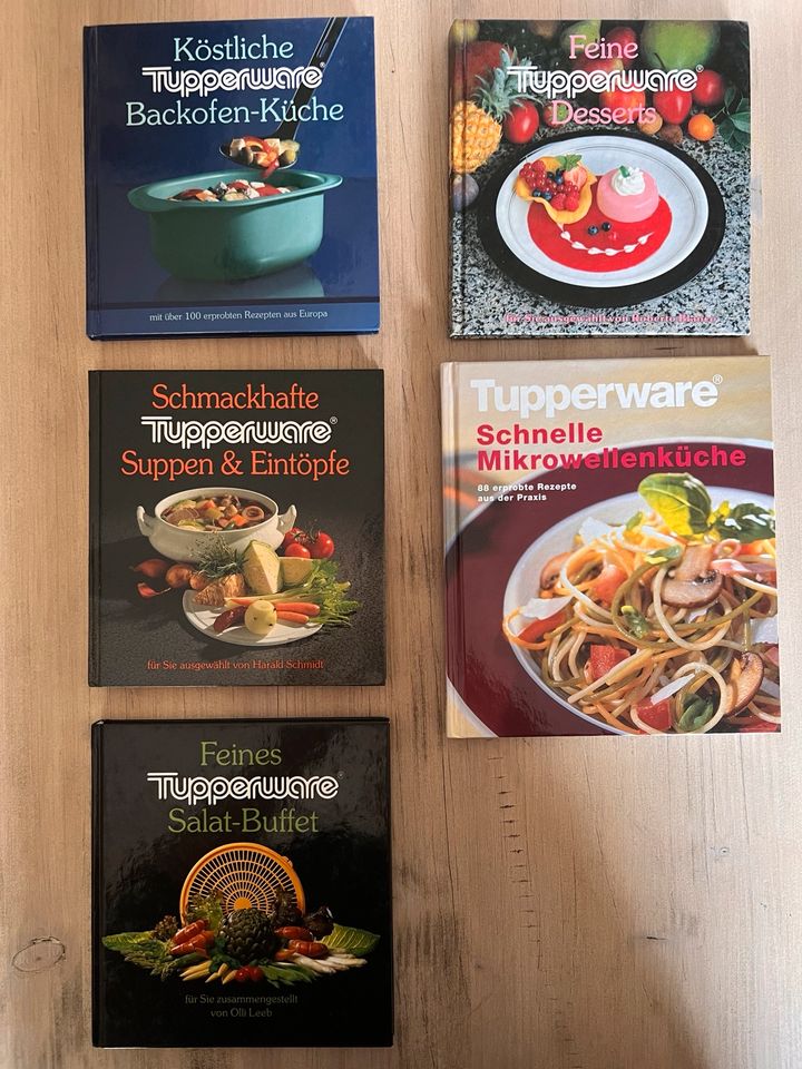 Tupperware Kochbücher in Lohne