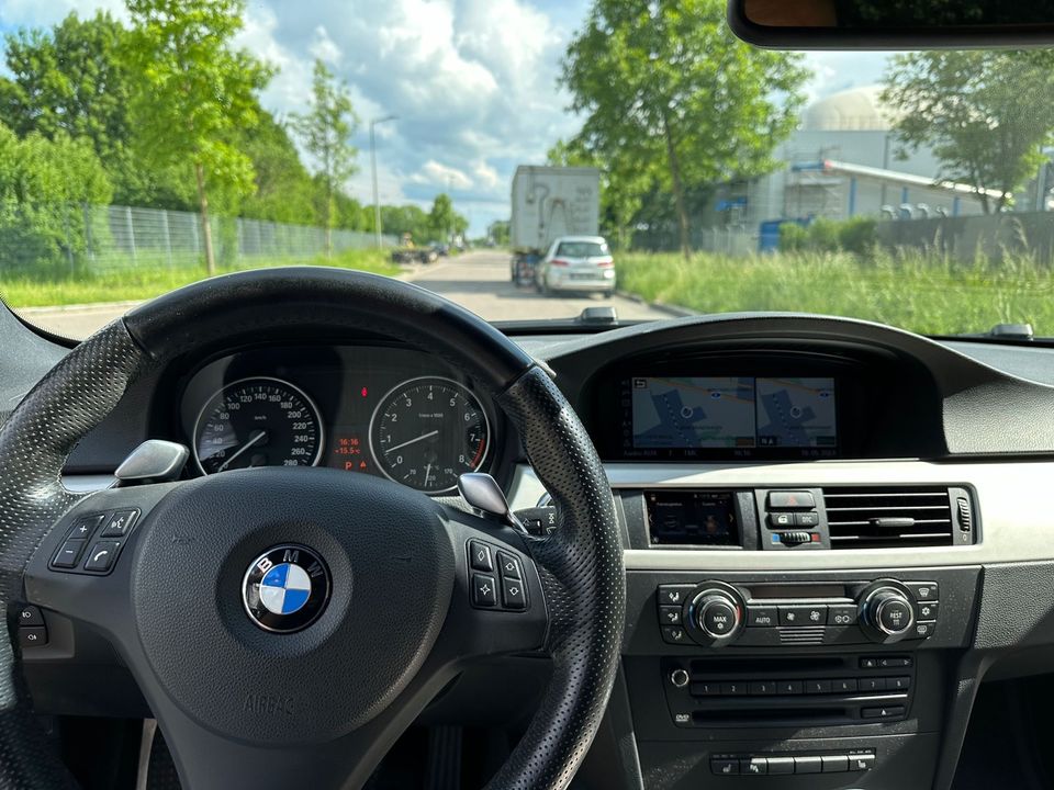 BMW 335i Coupe - M-Paket ab Werk - Sehr gepflegt in Königsbrunn