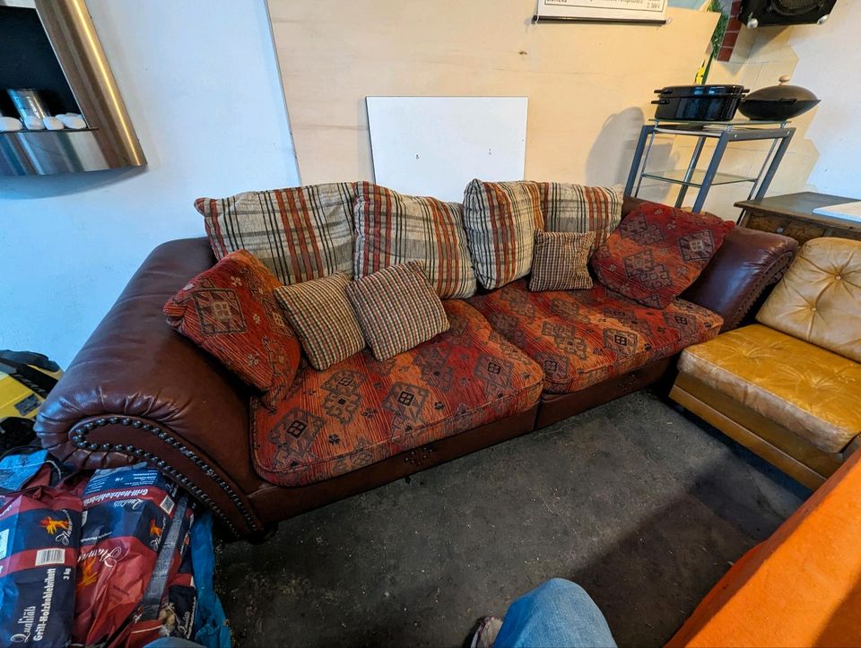 Schönes großes orientalisches Sofa in Geslau