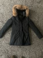 Winter Jacke Mantel schwarz ❤️ Gr 38 Fell Kapuze neuwertig Frankfurt am Main - Bockenheim Vorschau