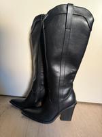 Cowboystiefel Westernstiefel schwarz NEU gr. 39 Essen - Essen-Stadtmitte Vorschau