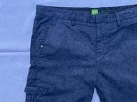 Hugo Boss Cargohose/Jogger Dunkelblau Pixel-Muster Gr. 50 Stretch Berlin - Treptow Vorschau