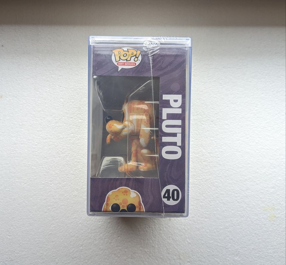 FUNKO POP #40 DISNEY - PLUTO - ART SERIES in Essen