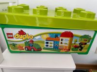 Lego-Duplo Steinebox, Auto, Mensch, Hund, viele Steine Niedersachsen - Uetze Vorschau