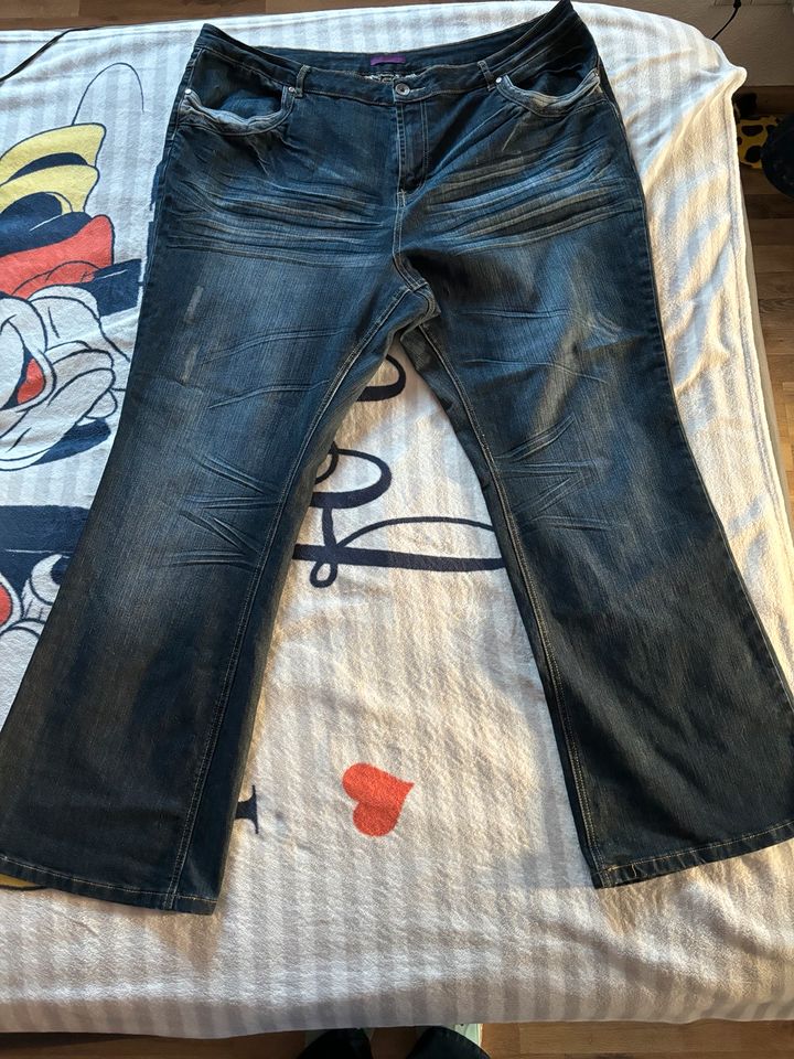 Schicke Jeans Größe 52/54 von Joe Browns in Isny im Allgäu