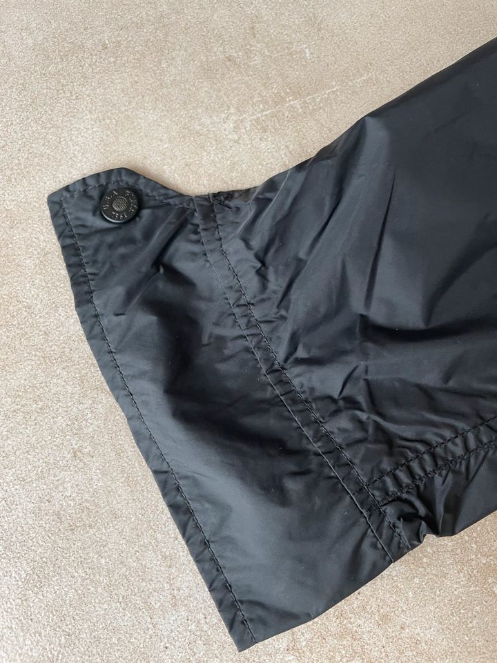 Guess Blousonjacke, Schwarz, Gr. XL, neuwertig in Schinkel