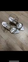 Silber farbige Schuhe Köln - Niehl Vorschau