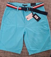 2 x Tommy Hilfiger- Kurze Hosen mit Gürtel Gr.164 Brandenburg - Lindenau Vorschau