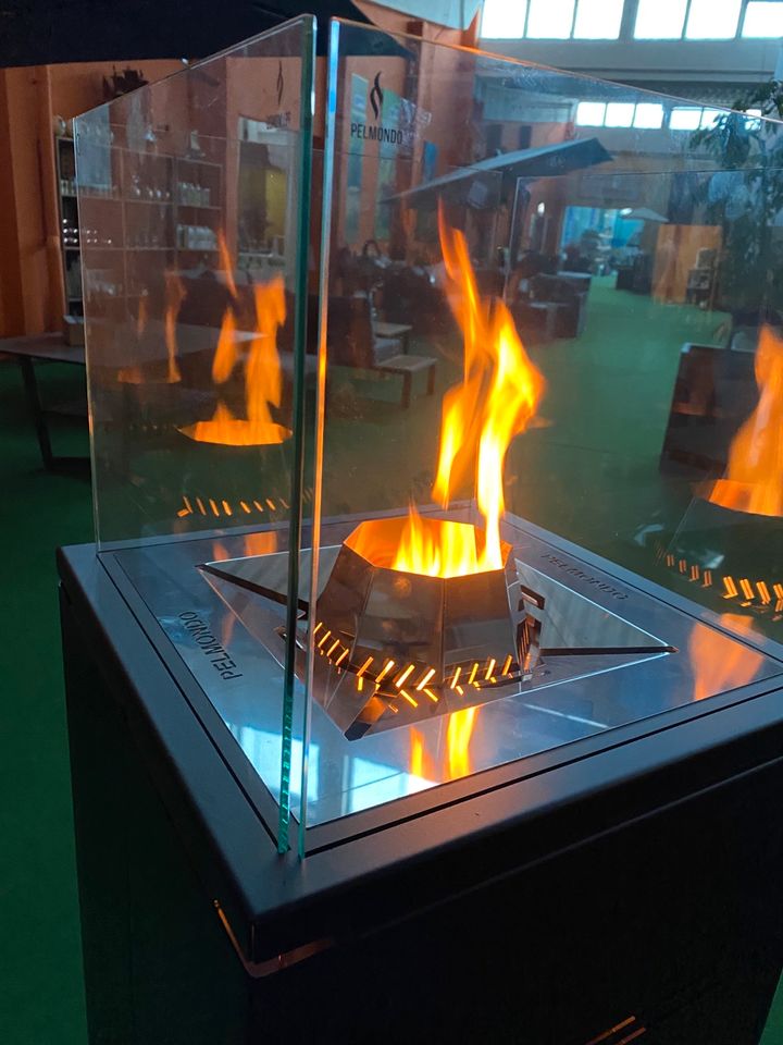 Pelmondo Barcube Feuersäule in Neubukow