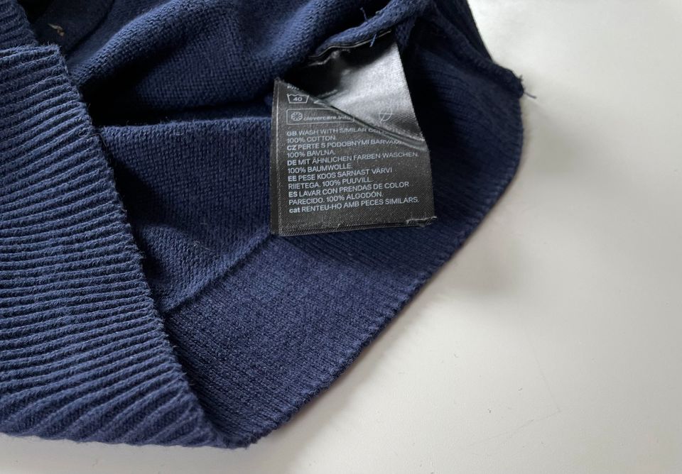 H&M Strickjacke Baumwolle blau 74 in Lütjensee