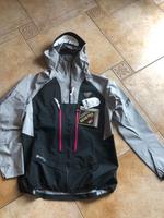 Damen Sportjacke von Marke Dynafit Gr 40 mit Etikett Hessen - Oberzent Vorschau