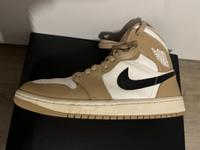 Jordan 1er Damenschuhe Schuhgröße 39 Baden-Württemberg - Eislingen (Fils) Vorschau