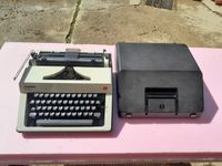 Olympia Monica Schreibmaschine mit Koffer Bayern - Falkenstein Vorschau