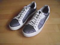 TAMARIS Damen Sneaker Schuhe Sport Turnschuhe Größe 39, silber. Hessen - Borken Vorschau