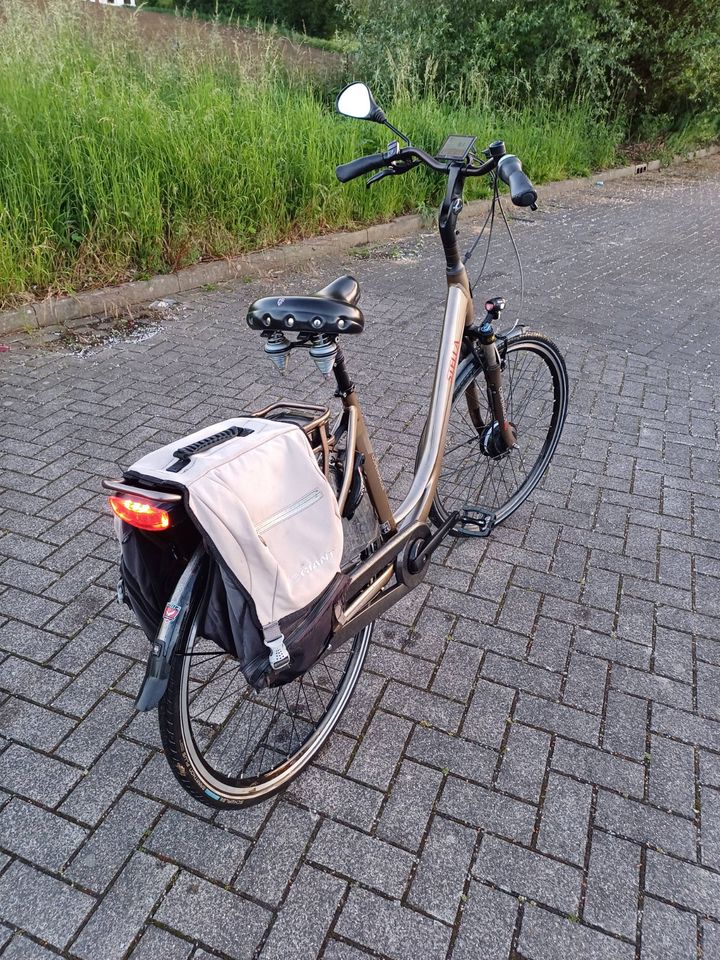 E-Bike mit zwei 504Wh/14 Ah Akkus für eine Reichweite von 220 km in Aachen