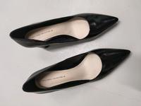 Schwarze Lackschuhe mit Absatz Damen 40 Baden-Württemberg - Weinstadt Vorschau