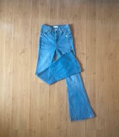 Bershka Jeans Schlaghose hellblau Gr. 34 Bayern - Kunreuth Vorschau