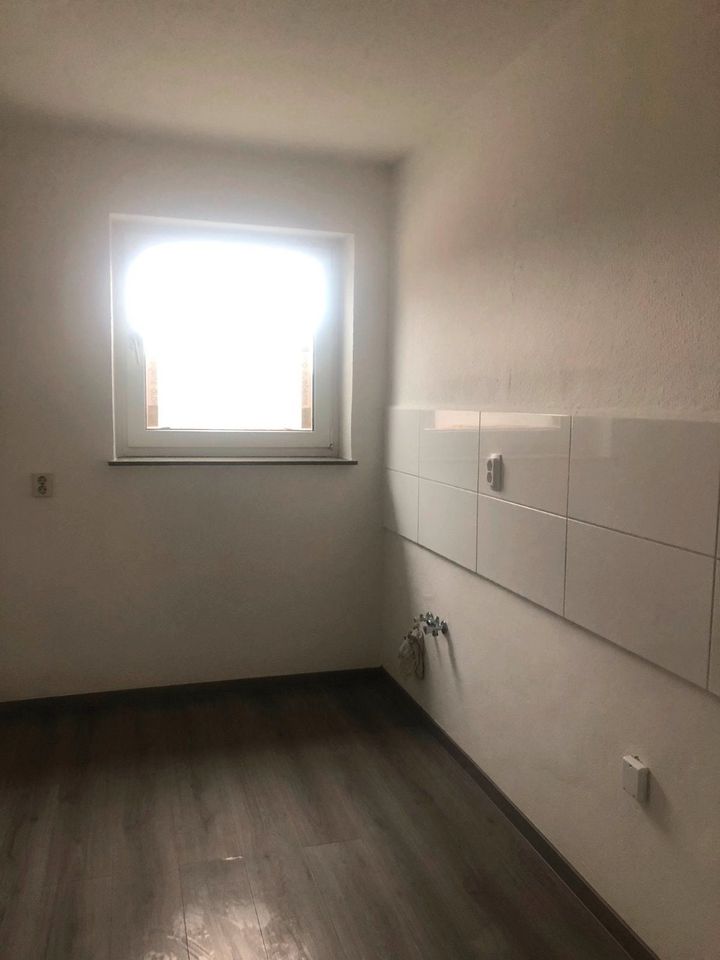 3-Zimmer mit Balkon in Waldkappel - neu saniert ! in Waldkappel