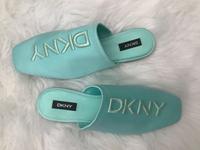 Schuhe DKNY neu moderne Slipper ungetragen Gr.39 tolles Design Baden-Württemberg - Kirchheim unter Teck Vorschau