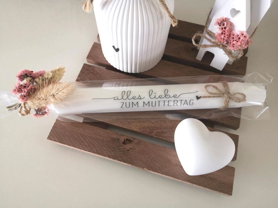 * Skandi Deko Holz Muttertag Geschenk Erzieherin * in Ostenfeld (Husum)