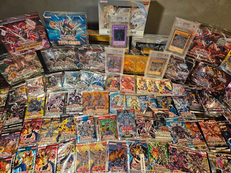 Yugioh Booster Sammlungsauflösung | Bitte durchlesen :) in Osterhofen