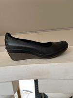 Clarks bequeme Ballerinas 38 (5) Pumps Leder schwarz Keilabsatz Saarland - Beckingen Vorschau