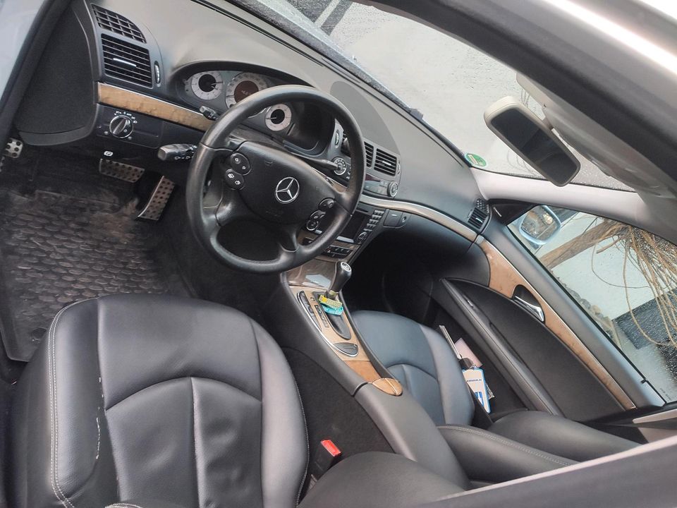❗Mercedes Benz W211 220 CDI Avantgarde Sportpaket DTS 19 " TOP❗ in Bad Oeynhausen