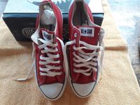 Converse All Star Made in USA rot Größe US 9 EUR 43 Hessen - Dietzenbach Vorschau