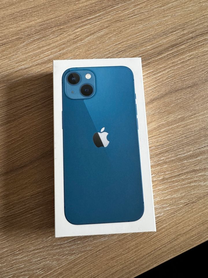 iPhone 13 Blau 128GB in Brome