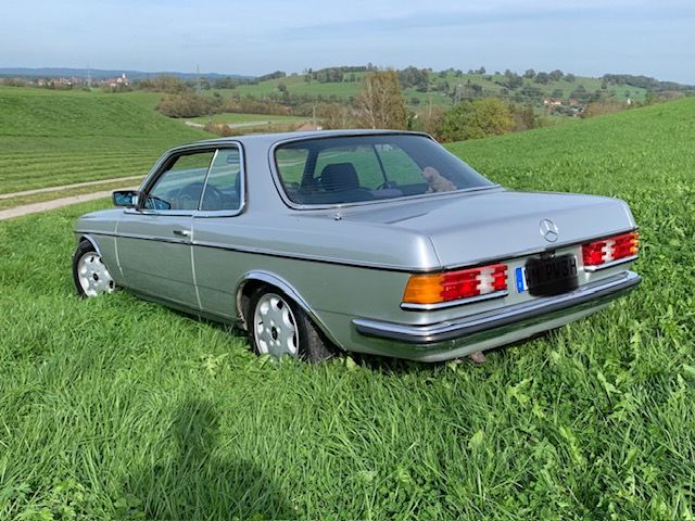 Mercedes-Benz 230 CE COUPE H-Kennzeichen -rostfrei- CE123 in Habach