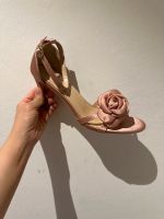 Highheels mit Rose Münster (Westfalen) - Kinderhaus Vorschau