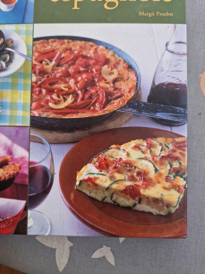 "Französisches Kochbuch 'Cuisine Espagnole' von Margit Proebst - in Losheim am See