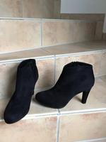 Sylvine Stiefeletten Schwarz Gr. 41 Neu Hessen - Liederbach Vorschau