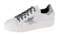 Leder Sneaker mit Silberfarbenen Applikationen Gr.36   Neu Saarland - Saarwellingen Vorschau