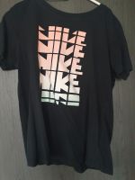 Nike T Shirt M schwarz wie neu Bayern - Coburg Vorschau