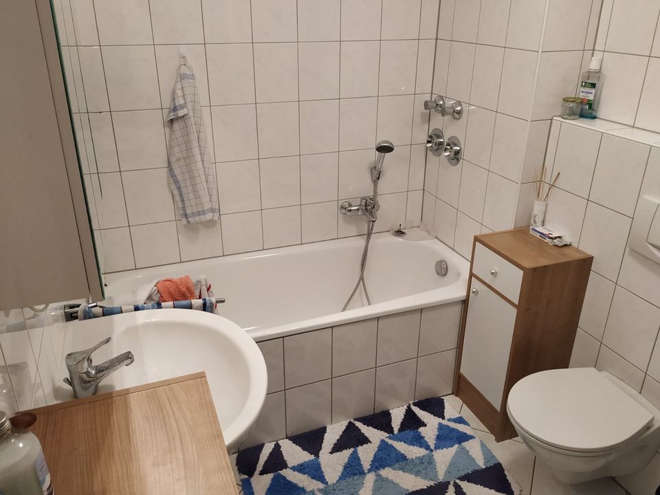 Wohnungstausch Köln: Biete 3-Zimmer, suche 2-Zimmer in Köln