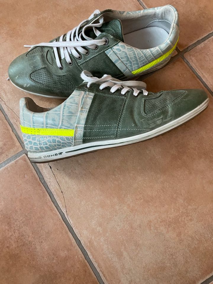 Herren Sneaker, grün, Gr. 44 in Saarbrücken