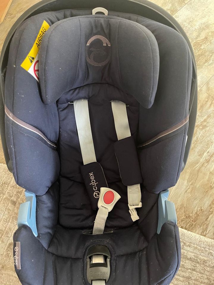 Cybex Babyschale mit Isofix in Kassel