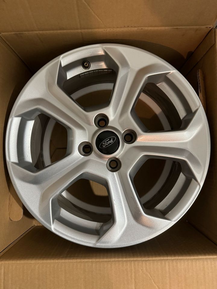 Ford Fiesta St Felgen 4x108 R17 Silber in Dallgow