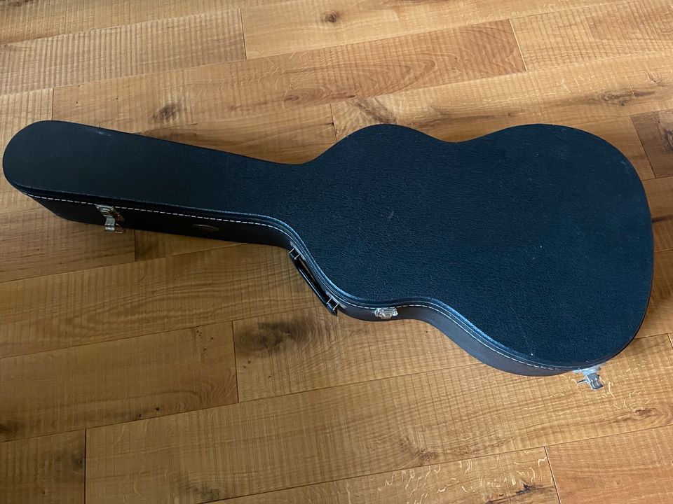 Original Takamine Case Gitarrenkoffer für u.a. JASMINE TC48MC in Bad Soden am Taunus