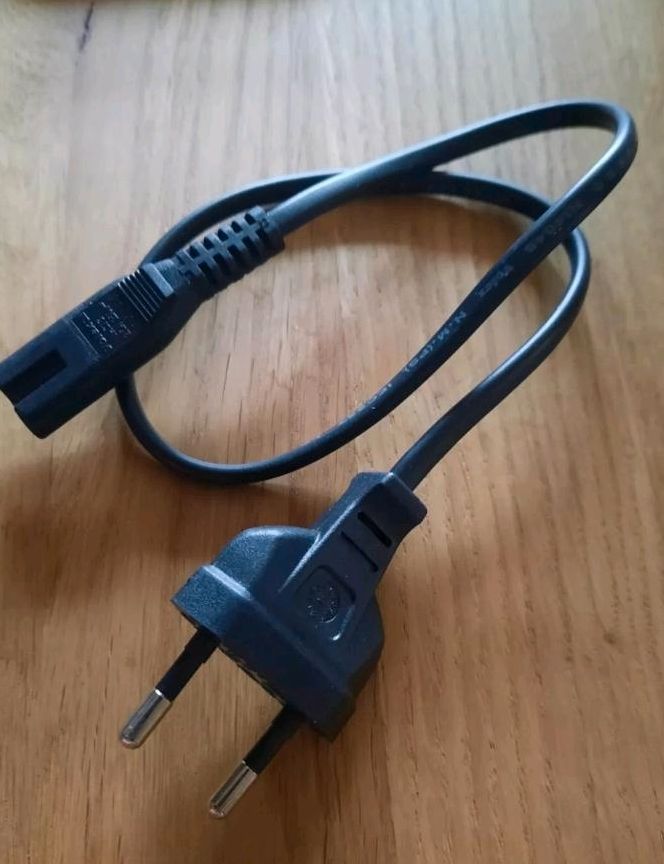 2-poliges Netzkabel für Adapter in Emmerting