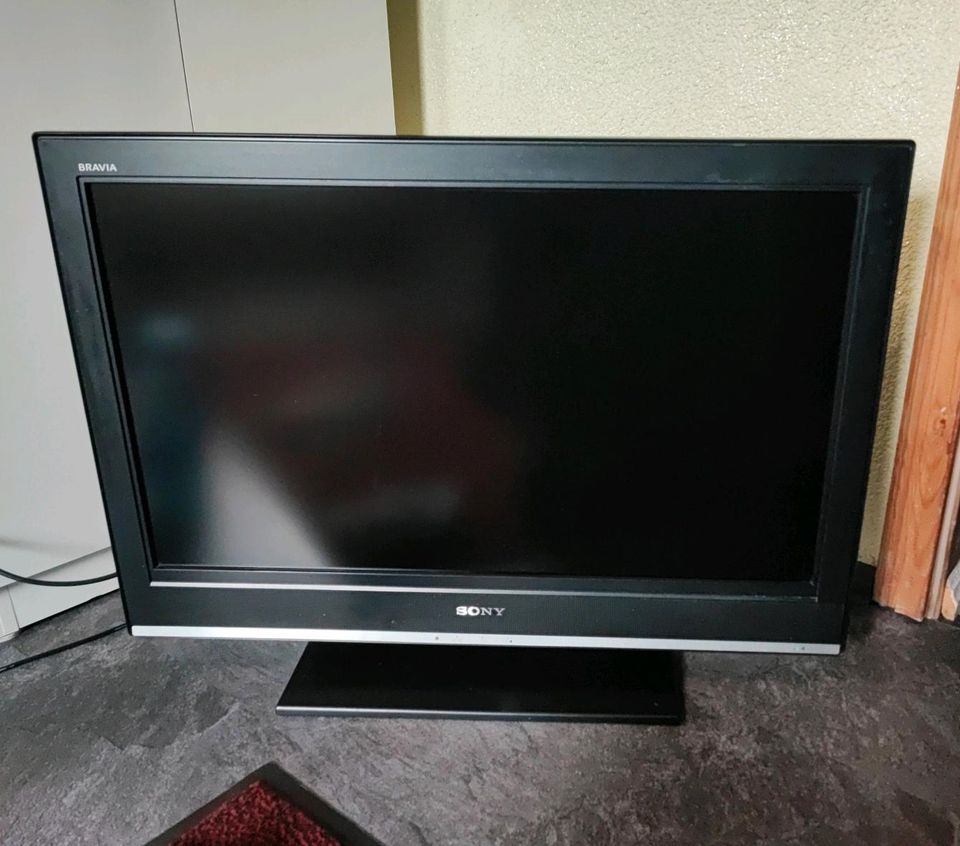 Sony Bravia LCD TV KDL-32S3000 in Schönefeld